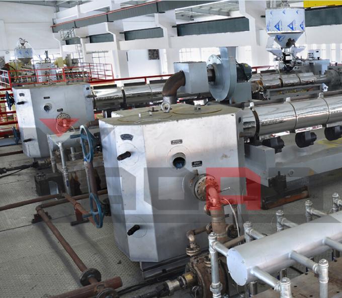 Kualitas Tinggi S Ss ​​SMS PP Spunbond Nonwoven Fabric Making Machine