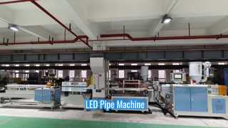 Lampu LED Mesin Ekstrusi Pipa Diffuser PC
